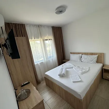 Homestay Toreto *